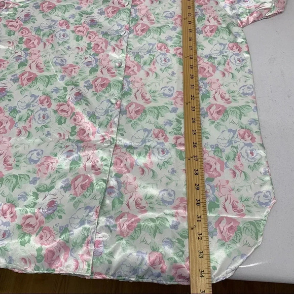 Kathryn  Satin  Nightshirt Small  Pink Floral Button Front Soft Lining Short Slv - Picture 9 of 10